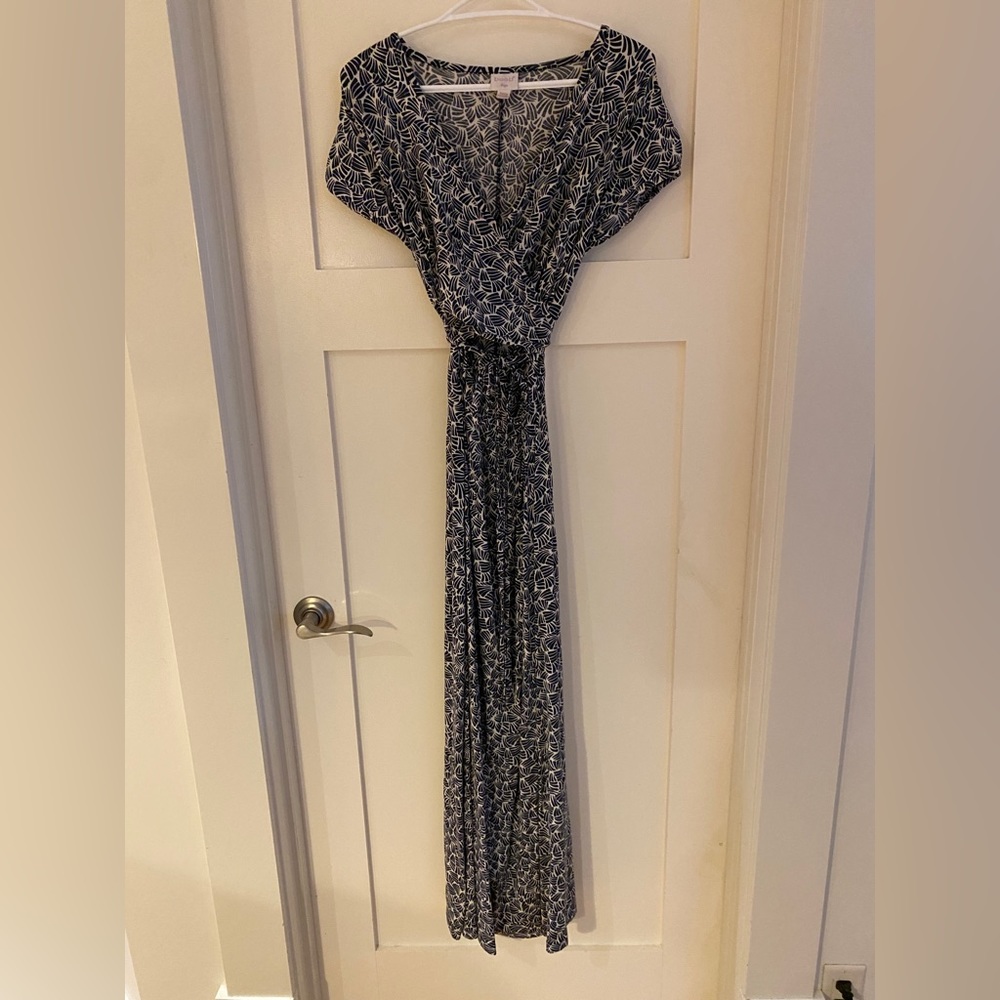 Beautiful BOOB maternity dress, excellent condition